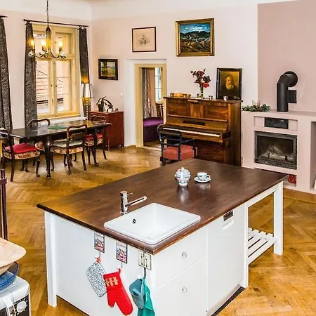 Ve Pod Hradem Az Pro 4 Osoby Křivoklát